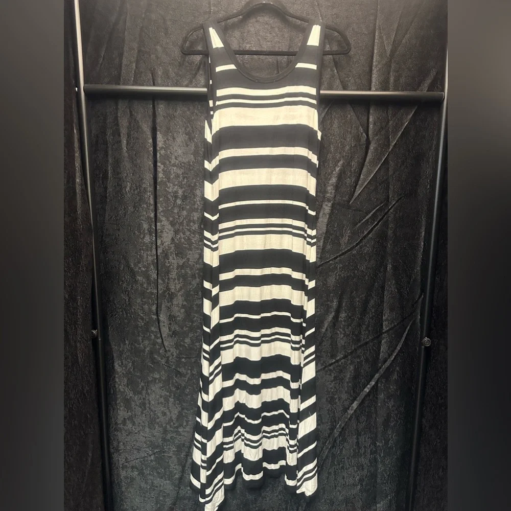 Calvin Klein Black & White Striped Fit & Flare Maxi Dress Size 10 - Picture 2 of 4
